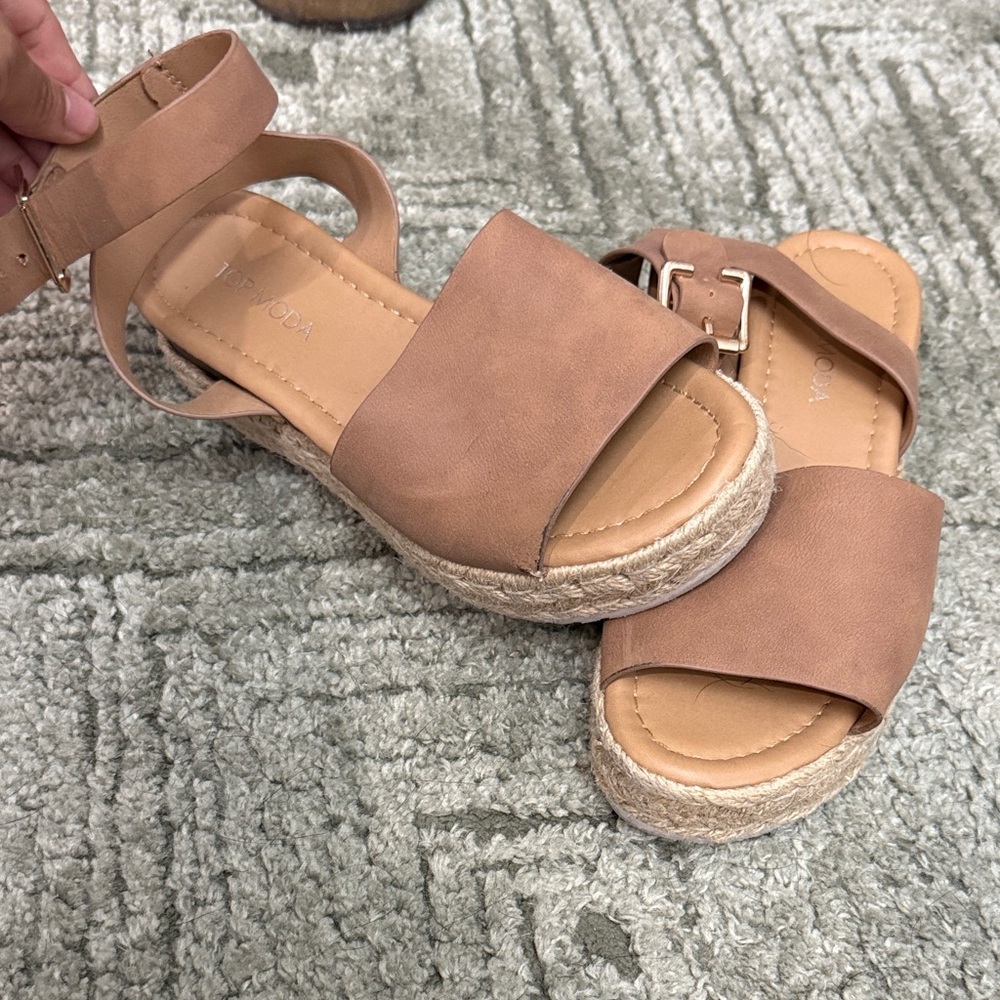TOP Moda Brown Espadrille Sandals